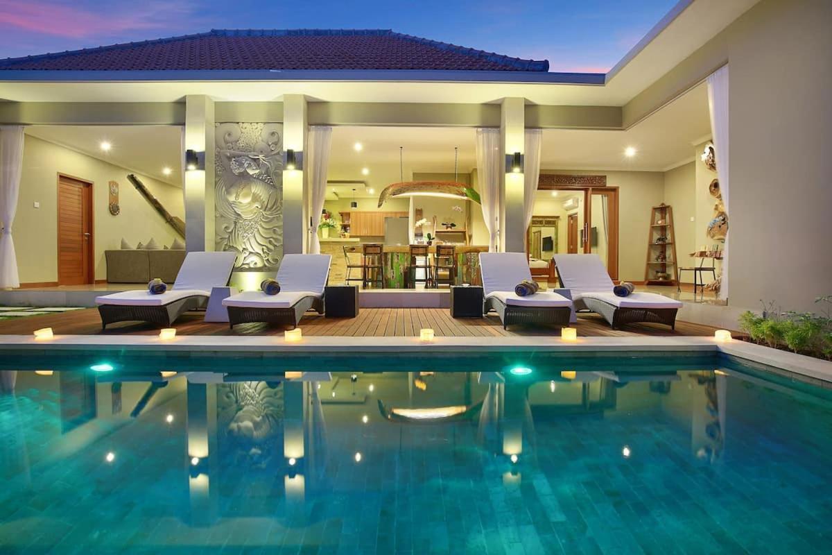 Kae Villa Anggrek Seminyak  Luaran gambar