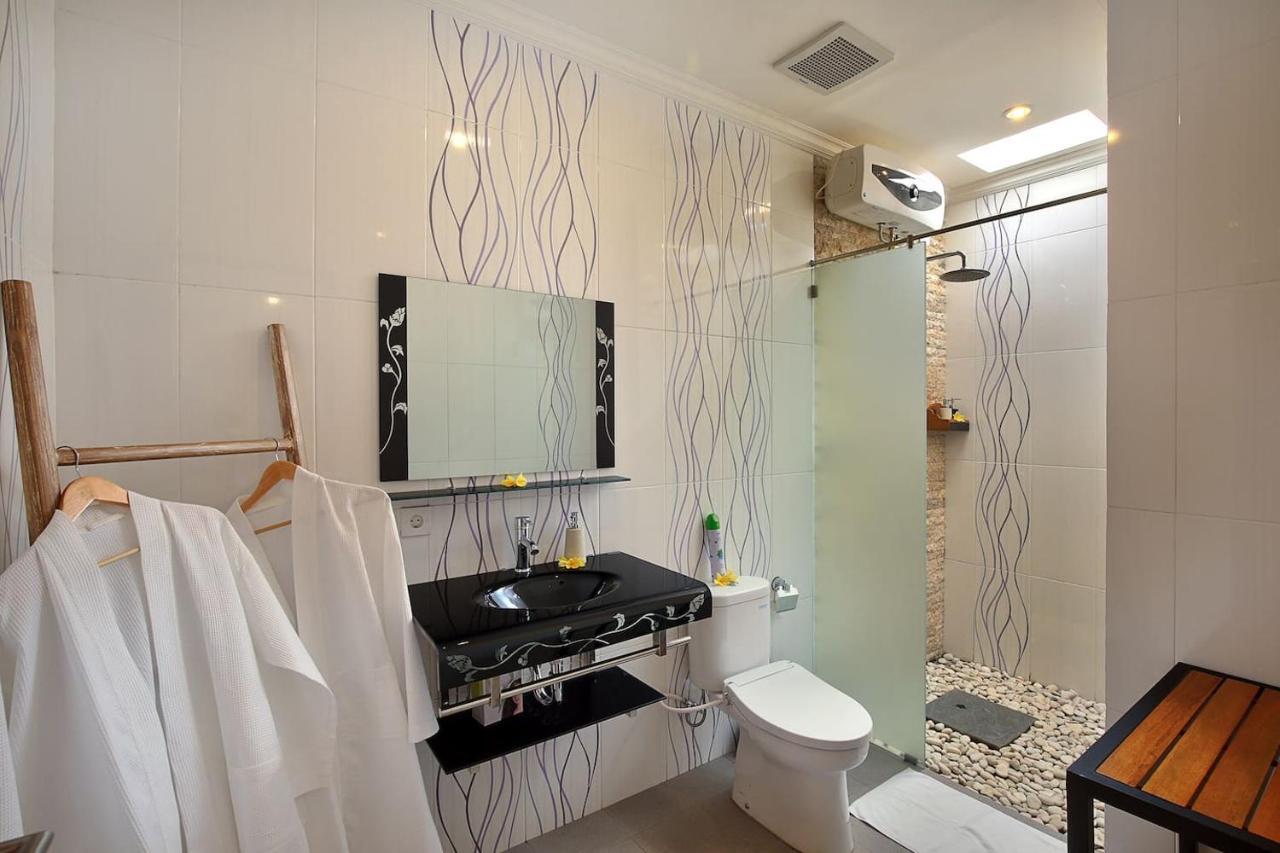 Kae Villa Anggrek Seminyak  Luaran gambar
